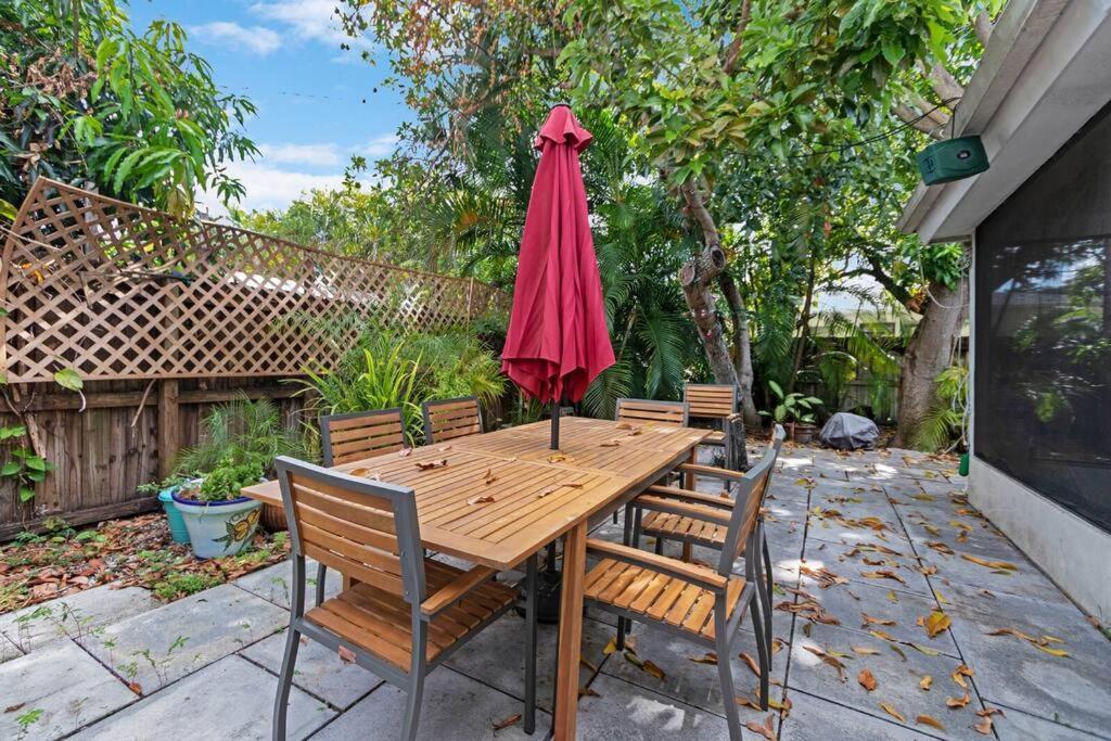 Heated Pool I Soundproof Home I Firepit I 630Mbps Hollywood Buitenkant foto